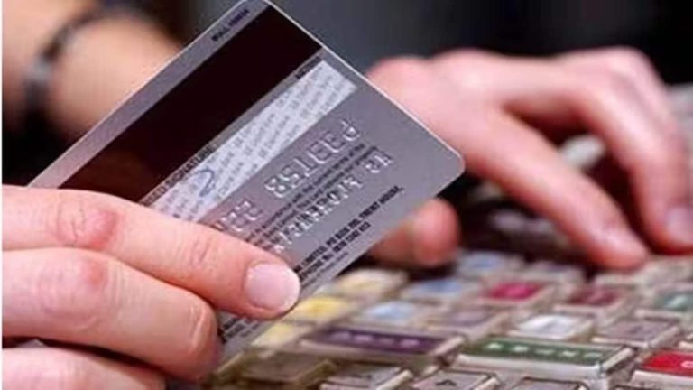 Arvio: Osta |  SBI-kortit ylläpitävät vakaata liiketoimintaa