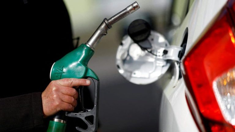 Bensiinin ja dieselin hinta Tänään, 22. elokuuta: Joissakin kaupungeissa on tarkistettu;  Tarkista hinnat Delhissä, Mumbaissa ja muissa kaupungeissa