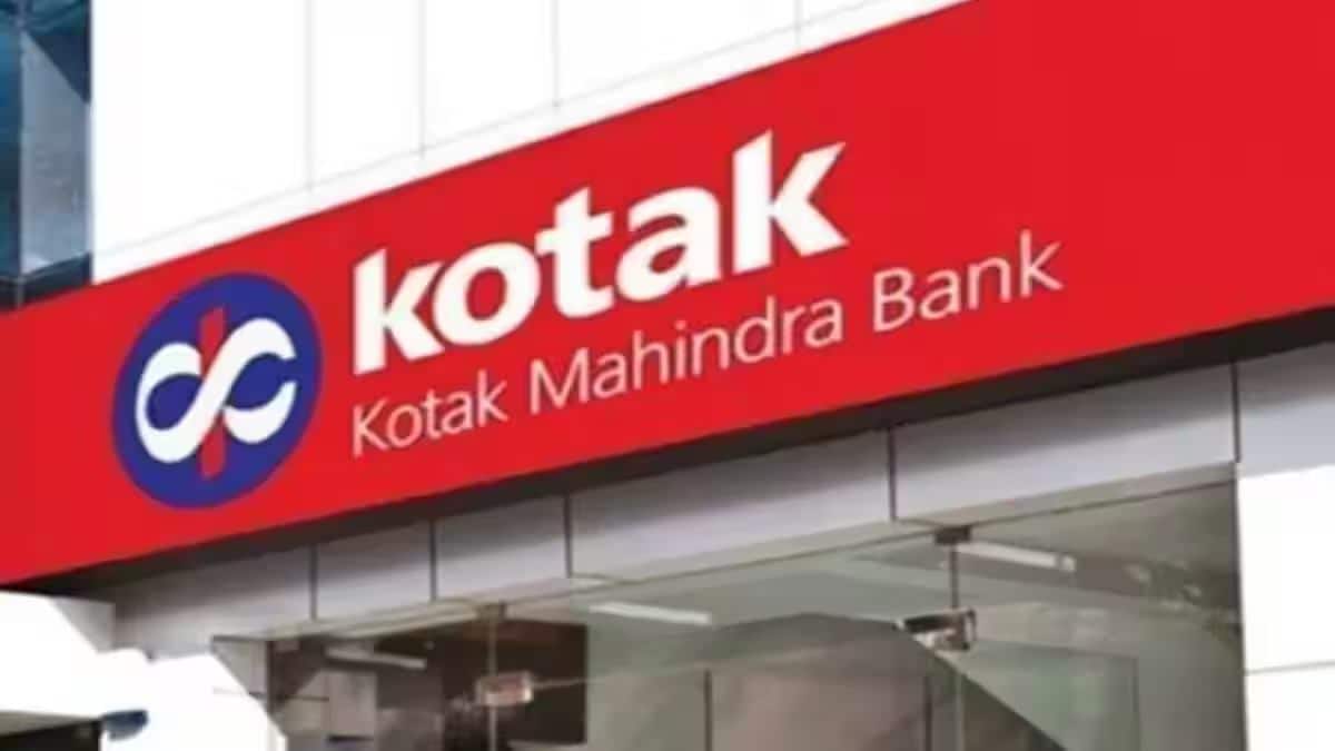 Kotak Mahindra Bank, Kotak Mahindra Bank growth, Kotak Mahindra Bank green deposits, Kotak Mahindra Bank business accounts,