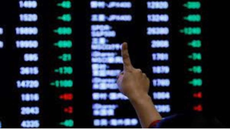 Näppärä, Sensex korjasi viimeiset neljä viikkoa globaalien vihjeiden mukaan, voitonvarauspainotus;  laajemmat markkinat kestävät