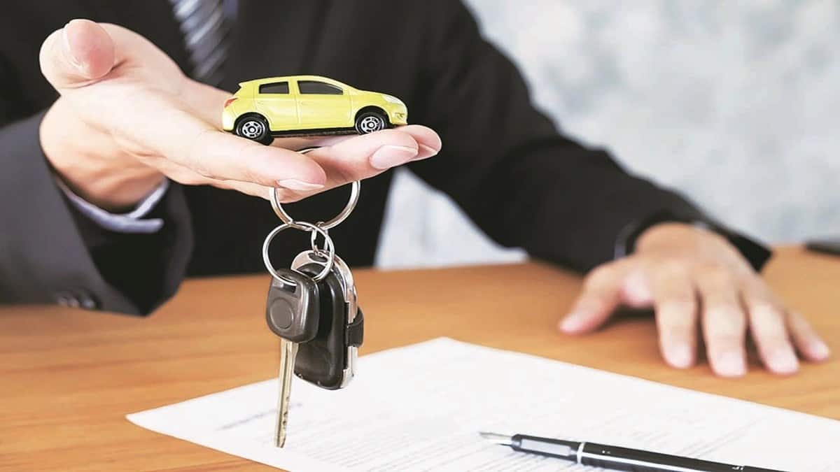 Electric vs Non-Electric Cars: Which is the right option for you? Check latest car loan interest rates