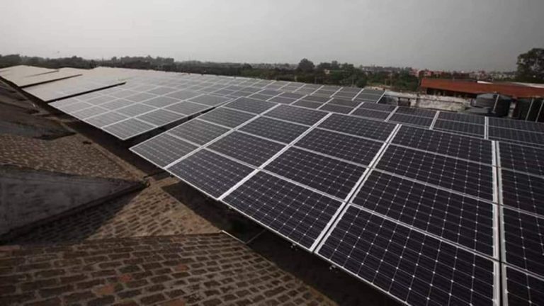 Tata Power Renewable Energy tekee kaksi sopimusta MSEDCL:n kanssa toimittaakseen 350 MW sähköä aurinkoprojekteistaan