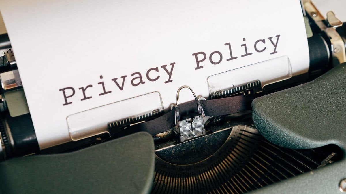 Key strategies and practices that advertisers can adopt to navigate the era of data privacy