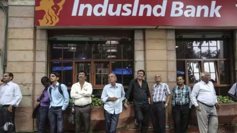 YES Bank, IndusInd Bank tuo markkinoille tuotteita rajat ylittävien maksujen helpottamiseksi