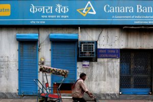 Canara Bank nostaa 5 000 rupiaa 7,54 prosentilla vuodessa