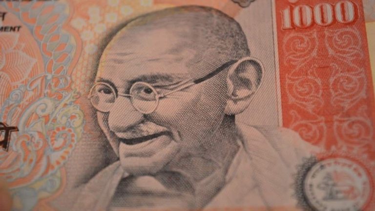 Onko suunnitelmaa palauttaa 1000 rupian seteleitä?  Tässä on mitä viimeisin raportti sanoo