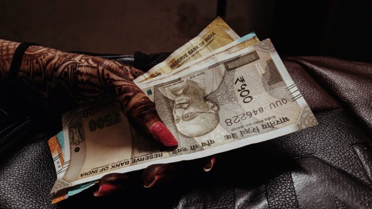 Julkinen rahasto kiinteään talletukseen: 6 parasta sijoitusta Dhanterasissa 2023 tuomaan kotiin vaurautta