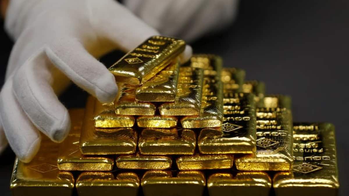World Gold Council revealed intensified buying by central banks around the world resulting in a new record for purchases in the first nine months of the year