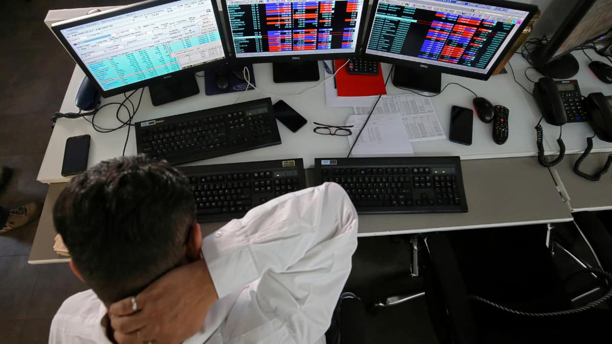Post-Diwali, Indian equities continued consolidation amid global uncertainty