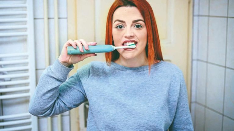 Vilkuta ne valkoiset: Kuinka pitää hampaat puhtaina ja loistavina oikein – Lifestyle News
