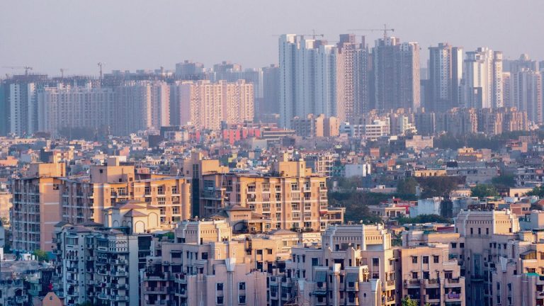 Oman neljän seinän omistaminen helpottuu kodin kohtuuhintaisuuden parantuessa, joten Mumbai on edelleen liian kallis