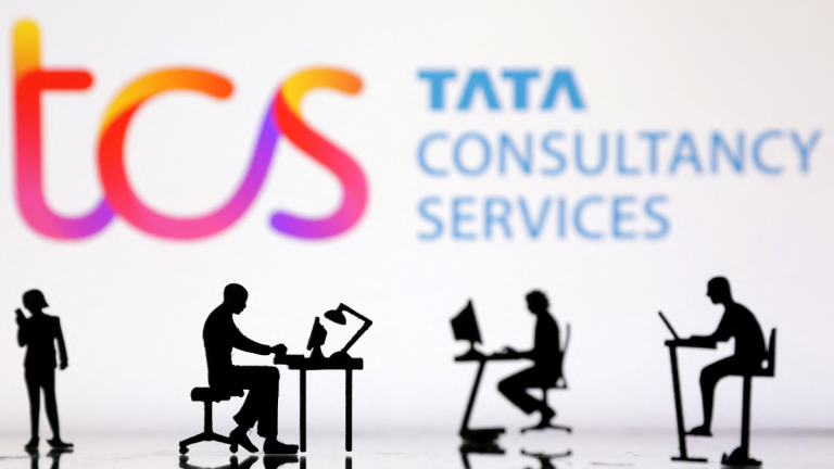 TCS:n osakkeet putosivat yli 3 % Tata Sonsin mahdollisen 2,3 miljoonan osakkeen myynnin seurauksena – Market News