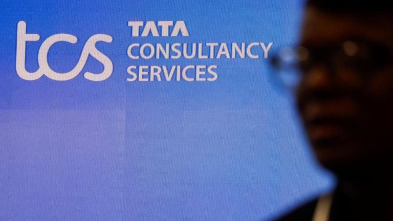 TCS:n toimitusjohtaja ansaitsee IT-yritysjohtajista vähiten 25,36 miljoonalla rupialla – Industry News